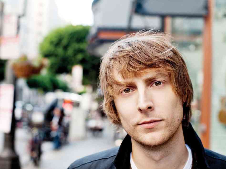 Eric Hutchinson